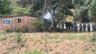 Policías e indígenas se enfrentan en el sector de La Agustina de la vía Popayán