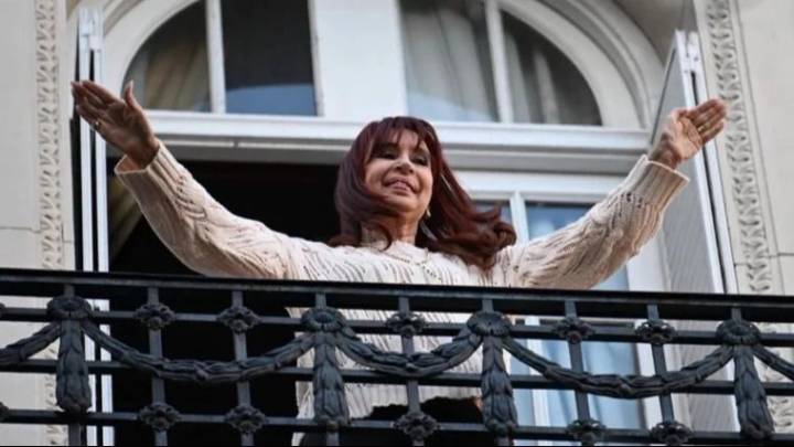 Cristina Kirchner quedó fuera del padrón y no podrá votar en octubre