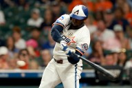 Astros' Yordan Alvarez to Undergo MRI After Spraining Ankle vs. Rangers