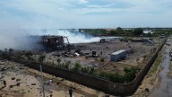 Chavismo dice haber controlado incendio en fábrica de fuegos artificiales que dejó al menos 20 heridos en Zulia
