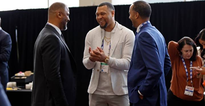 Brandon Roy Dismissed as Garfield Coach