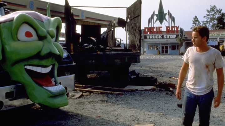 Maximum Overdrive Was Meant To Be In A Stephen King Movie Anthology With Lawnmower Man
