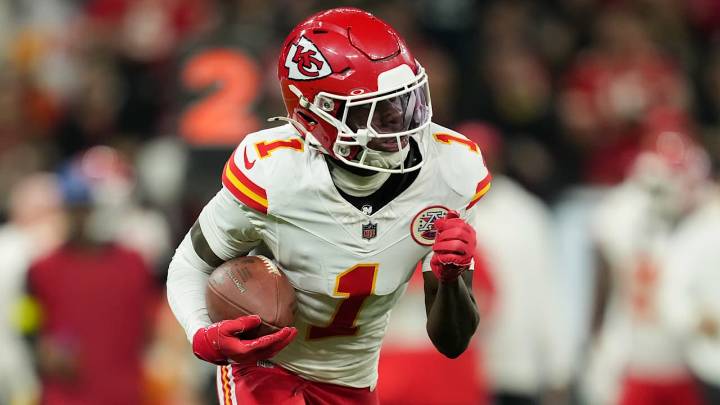 NFL news roundup: Chiefs WR Xavier Worthy (shoulder) considered day to day; 49ers ink Kendrick Bourne
