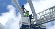 Man climbing Harbor Bridge prompts safety concerns; rescuing measures detailed