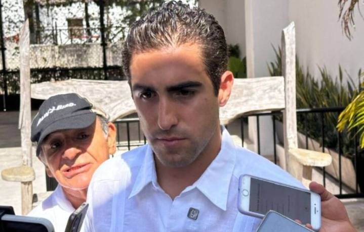 Eugenio Segura confirma la revocación de la MIA del 4° muelle de Cozumel
