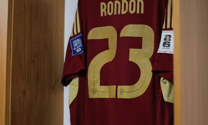Argentina y Venezuela confirman sus 11 titulares