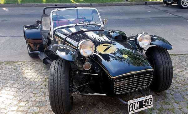 Así es el potente Lotus Seven modelo argentino 2025, según la IA