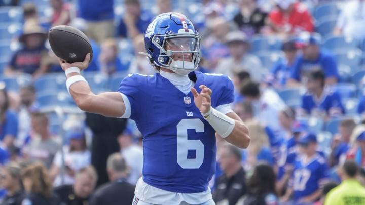 Dart to Start - Chargers at Giants prediction: Odds, expert picks, QBs, injury update, trends, and stats