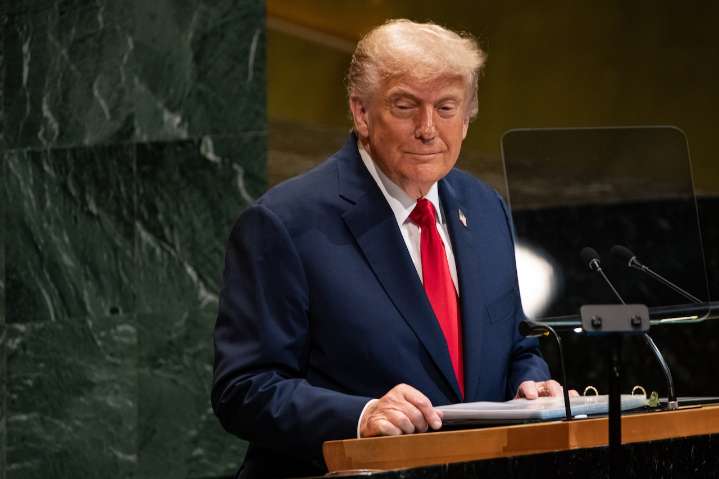 Trump administration rehires hundreds laid off by DOGE