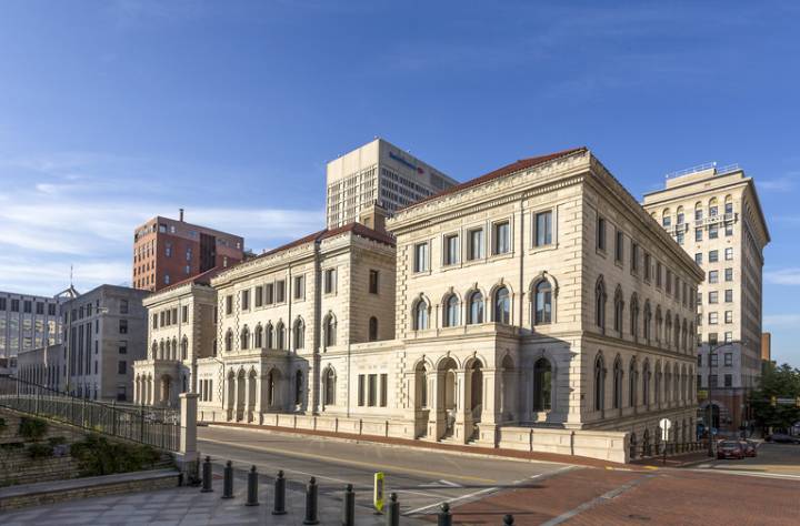'Too Open-Ended': 4th Circuit Tosses States' Challenge to Probationary Federal Worker Firings 