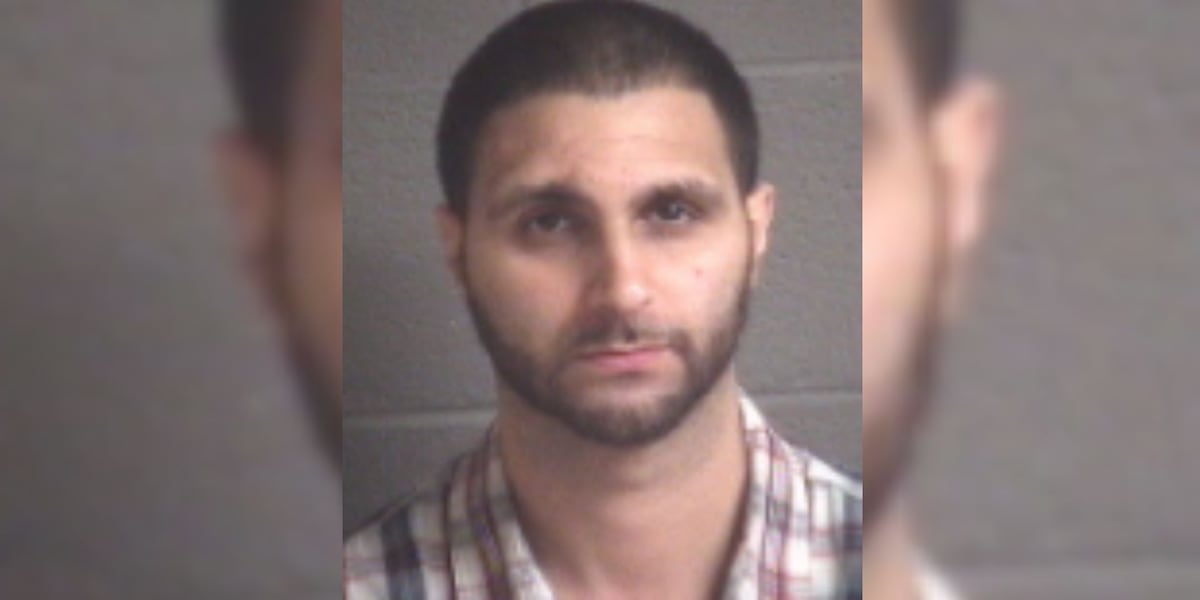 Convicted felon charged with shooting a man at large, police say