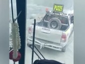 Áncash: comuneros apedrean camioneta de trabajadores de Antamina