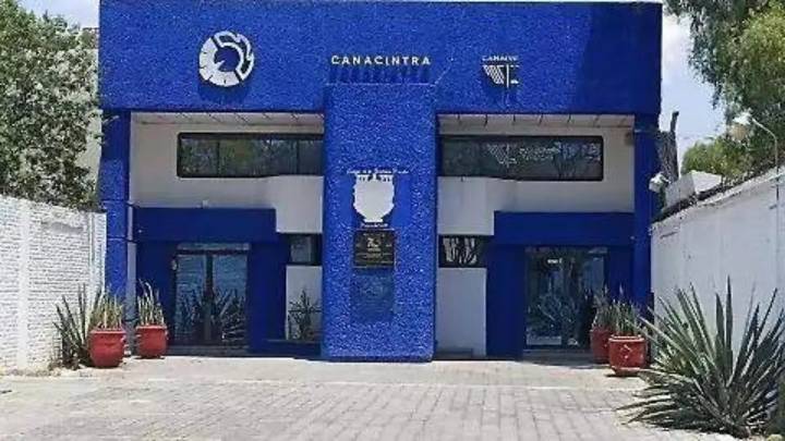 CANACINTRA impulsa cátedras en Tehuacán para alumnos de nivel medio superior y superior