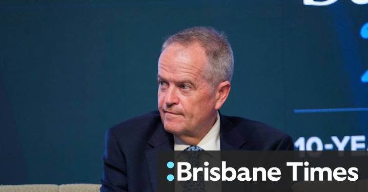 Australian universities: Shorten calls for short courses to replace three