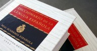 La polémica palabra del reggaetón que incorporó la RAE: qué significa y cómo usarla 
