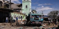 “Eucaristía fue interrumpida por las balas” y una explosión, dice sacerdote