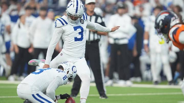Live updates | Denver Broncos at Indianapolis Colts