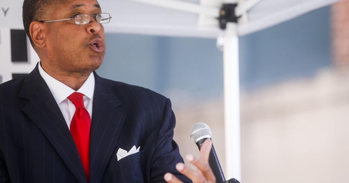RRHA commissioner calls for removal of Steven Nesmith