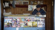 El Gobierno habilitó a las paradas de diarios a prestar servicios de correo: qué podrán entregar