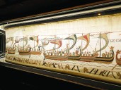 Strikes in France delay tapestry transfer