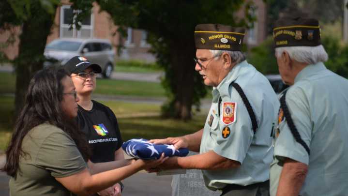Civil War soldiers buried in Rockford honored with grave markers