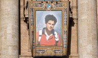 La iglesia católica ya tiene su primer santo millennial: papa León XVI canonizó a Carlo Acutis