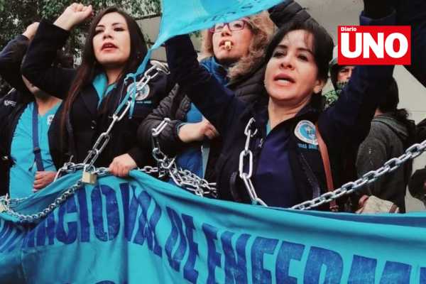 Hospitales de EsSalud sin enfermeras: 14 mil trabajadoras en huelga indefinida
