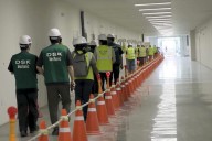Families in crisis after massive immigration raid at Hyundai plant in Georgia