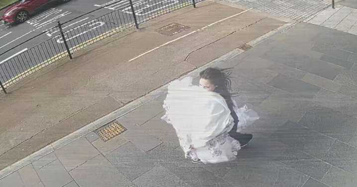 Bungling wedding dress thieves filmed ransacking Glasgow shop before fleeing with gowns