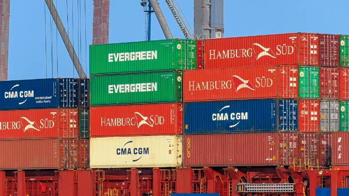 Asturias, segunda comunidad donde más caen las exportaciones