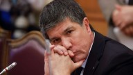 Manuel Monsalve rompe el silencio: Apuntó contra manejo del Gobierno tras denuncia por violación