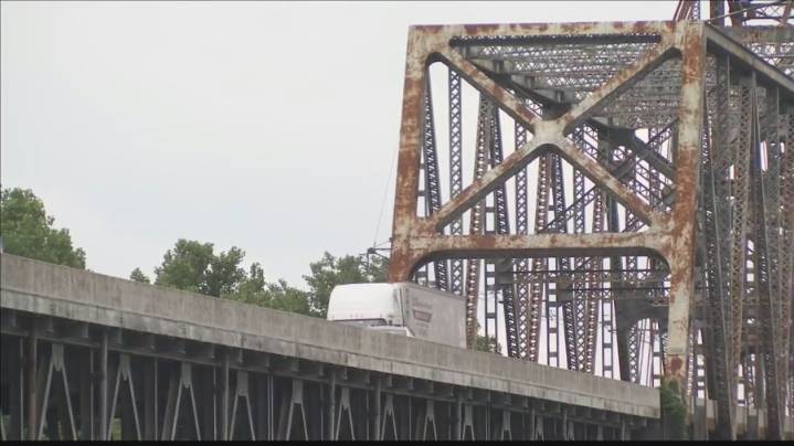 Work now underway on southbound Twin Bridge