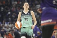 Liberty's Breanna Stewart says she plans to play in Game 2 vs. Mercury despite MCL sprain