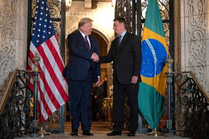 Donald Trump impondría nuevas sanciones a Brasil si Jair Bolsonaro es condenado, asegura hijo del expresidente