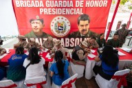 Buques, milicias y denuncias: Venezuela cierra filas contra la "amenaza" de EE.UU.