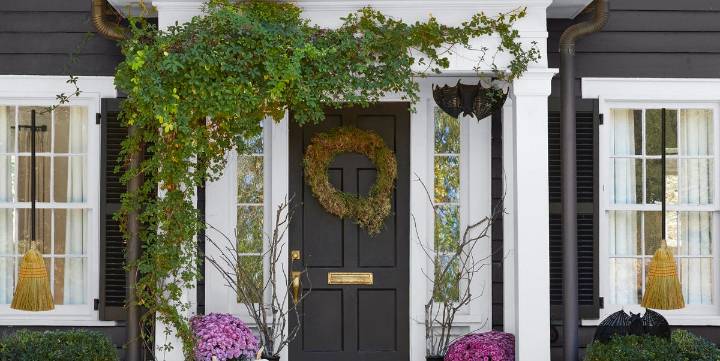 5 Fall Door Paint Colors to Elevate Your Fall Curb Appeal