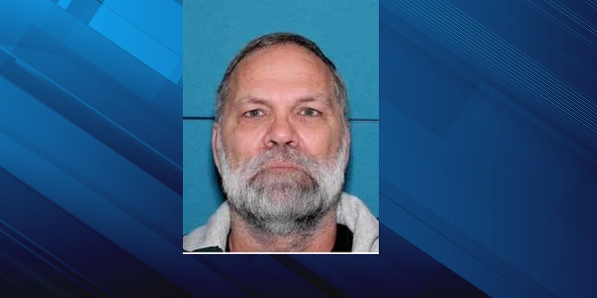 Marshalltown police looking for man accused of shooting two people