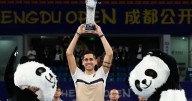 Alejandro Tabilo toca el cielo en Chengdú: el chileno vence a Lorenzo Musetti y levanta su tercer título ATP