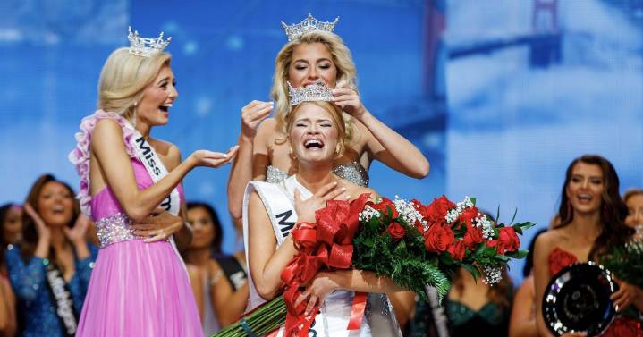 Why Are People Mad About Miss America’s Makeup?