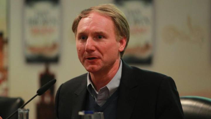 Dan Brown