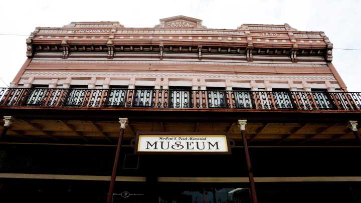 This small Louisiana town is considered a best place for a fall day trip