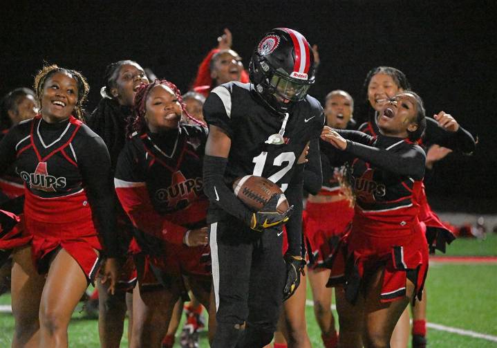 WPIAL Class 4A, 3A roundup: Ayden Yocum's huge night on the ground propels Mars over Montour