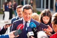Juanma Moreno exige «respeto» a Turull (Junts) y anuncia otra deducción fiscal en Andalucía: «Lo siento, independentistas»