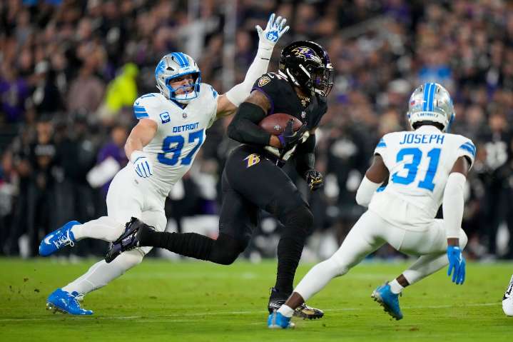 Lions tied with Ravens at halftime after lengthy TD drive, goal