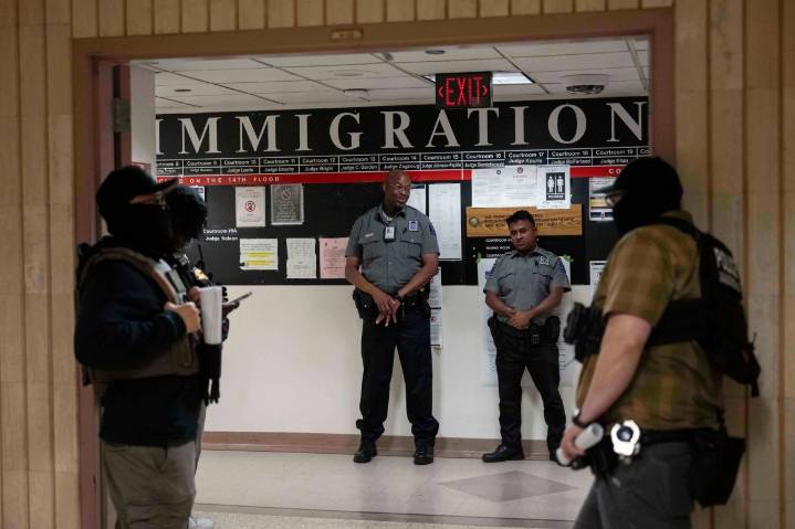 Inmigrantes podrían enfrentar más barreras para aplazamiento en deportaciones
