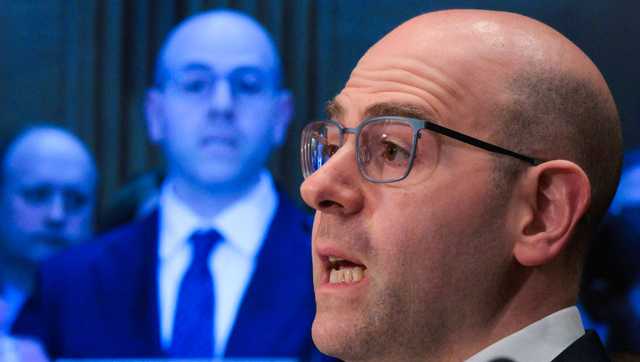 Senate approves Stephen Miran to serve on Fed board