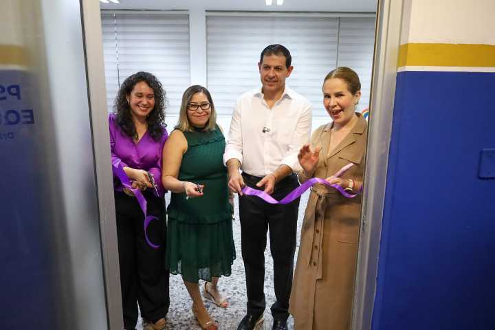 Inaugura Octavio Pimentel, Rector de la UAdeC el Departamento de Psicopedagogía y Equidad de Género en FCA Unidad Laguna
