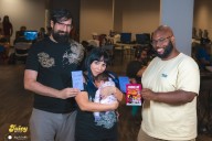 Gamer mum goes viral for winning at Mortal Kombat while holding baby
