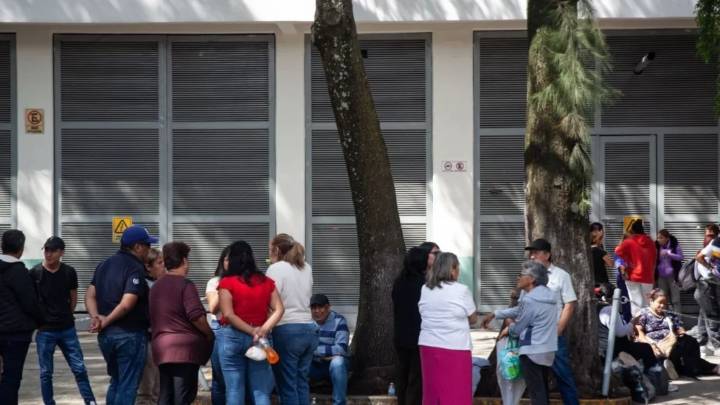 Suman 28 muertos tras la explosión de una pipa de gas en Iztapalapa
