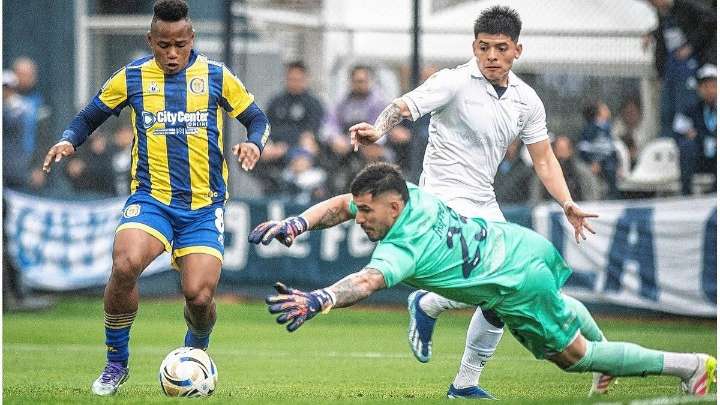 Rosario Central goleó a Gimnasia La Plata en el Bosque